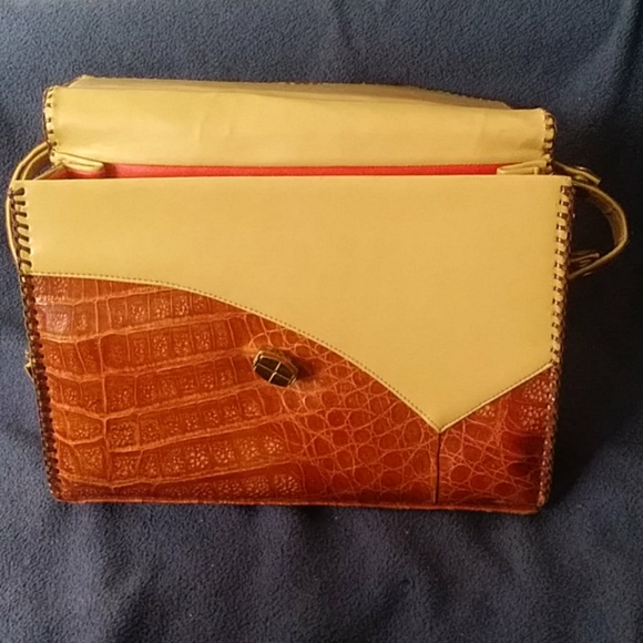 Vintage Alligator Purse - Picture 6 of 9